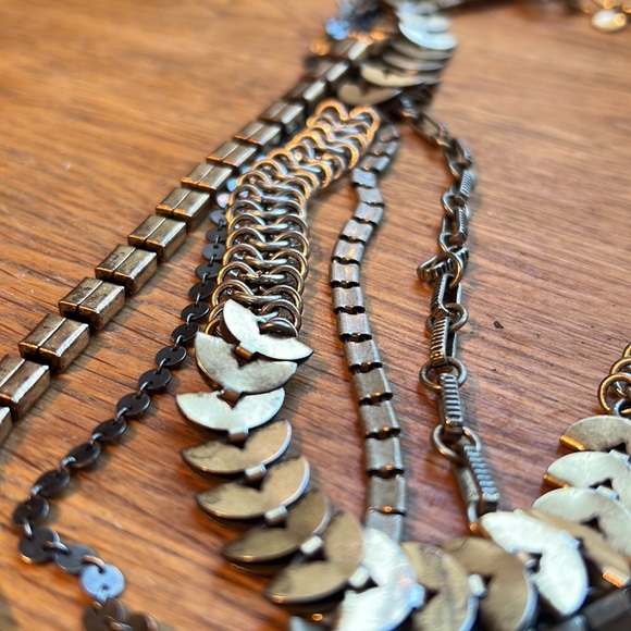 Stella & Dot Necklace - Picture 2 of 6